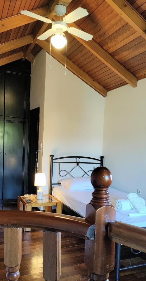 Dellas The House With The Loft. Lixouri Bagian luar foto